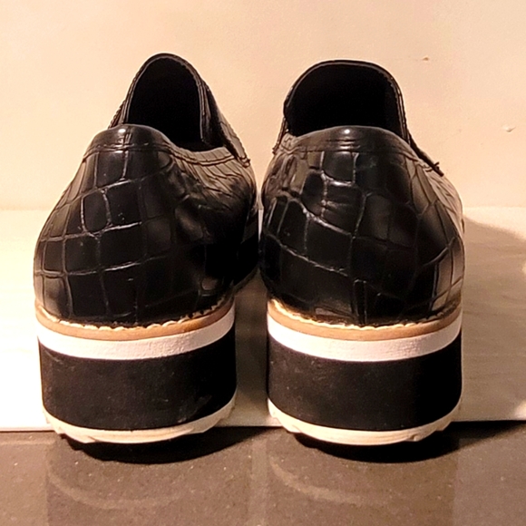 Addition Elle Wide Width Croco Flatform Loafers - Picture 4 of 6
